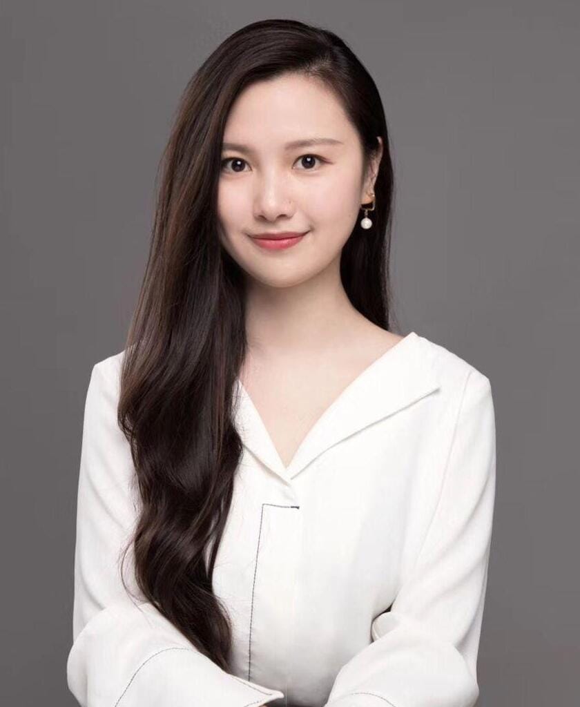 Consultant Ann YANG - CKAY