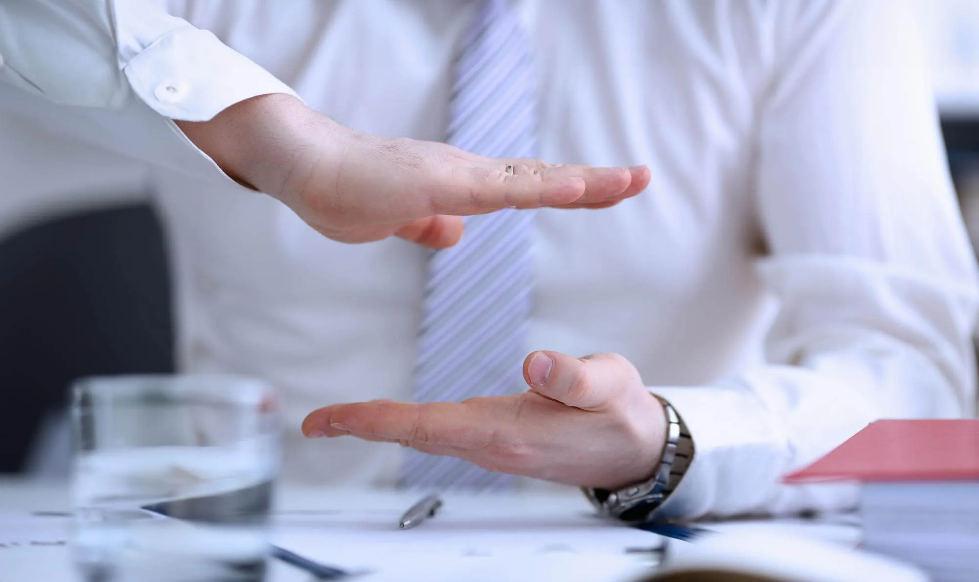 Mediation: Exploring Voluntary and Mandatory Approaches to Legal Dispute Resolution